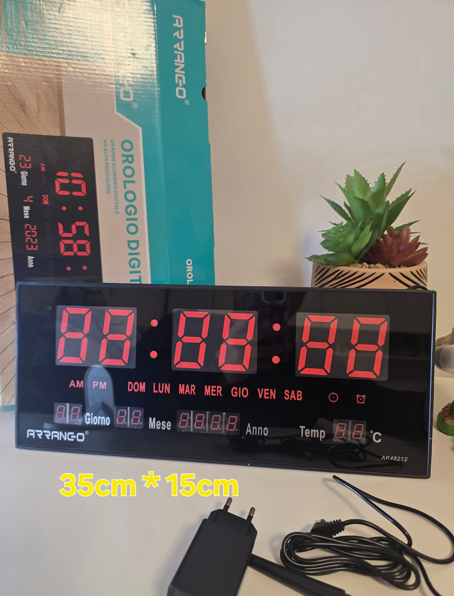 Orologio da parete elettronico smart LED ad alta definizione di grandi dimensioni, orologio da scrivania multifunzionale per casa, ufficio e studenti, che visualizza ora/data/giorno della settimana/temperatura sullo stesso schermo