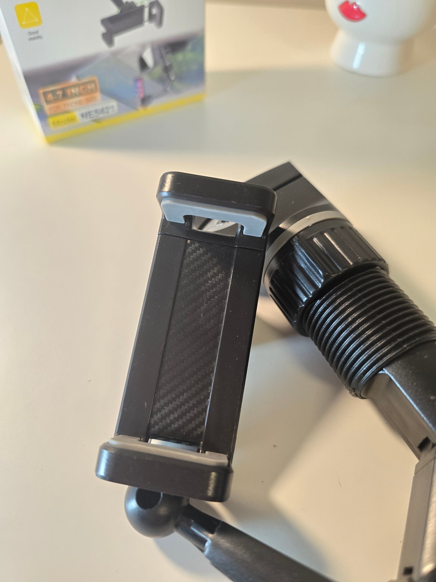Supporto Auto e Stand per Chitarra, Design a L con Presa Sicura, Costruzione in Plastica Resistente per Visione Senza Mani & Riproduzione Musicale, Accessorio per Veicoli, Aspetto Elegante e Struttura Robusta