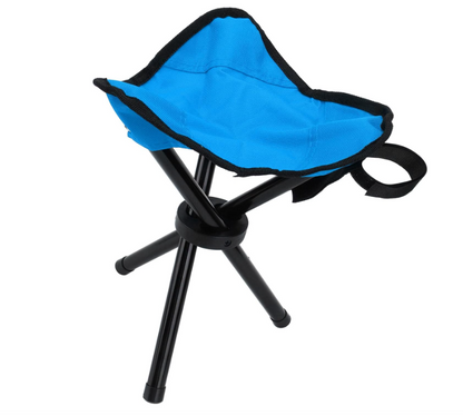 Sgabello da Campeggio Pieghevole a 3 Gambe - Mini Seggiolino Portatile e Leggero per Pesca, Trekking, Caccia e Outdoor - Sgabello Treppiede Pieghevole con Sacca per Trasporto - Blu