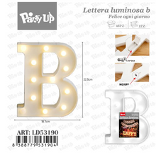 Lettere in Legno Decorative – 17 x 23 cm ABCDEFGHIJKLMNOPQRSTUVWXYZ+OMAGGIO 1 CONFEZIONE BATTERIE AA
