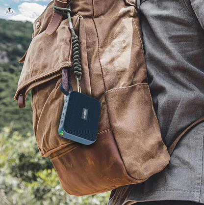 Altoparlante stereo Bluetooth portatile, compatto e verticale, perfetto per la casa, le feste e l'audio della TV. Alimentazione tramite USB Type-C, compatibile con smartphone e tablet. Suono potente e qualità audio eccellente.