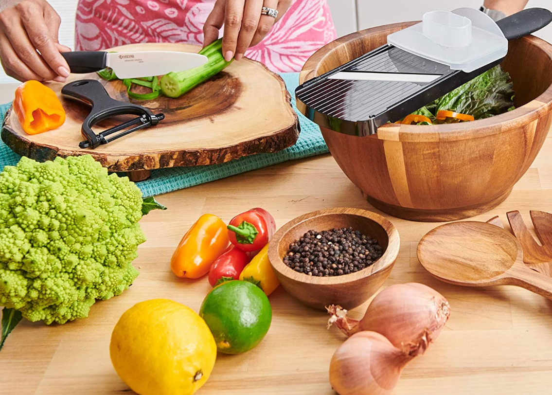 Affettatrice per verdure – Affettatrice per frutta a mano con manico antiscivolo, multifunzione a mano | Tagliaverdure facile da usare, affettatrice per mandolini tenuti a mano per verdure