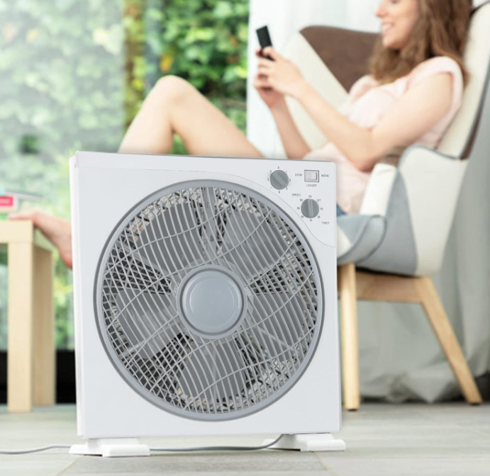 Ventilatore Portatile Quadrato Rinfrescante da Pavimento o Tavolo con 5 Pale e 3 Livelli di Intensità Rotazione 360 Gradi e Timer Ventilatore