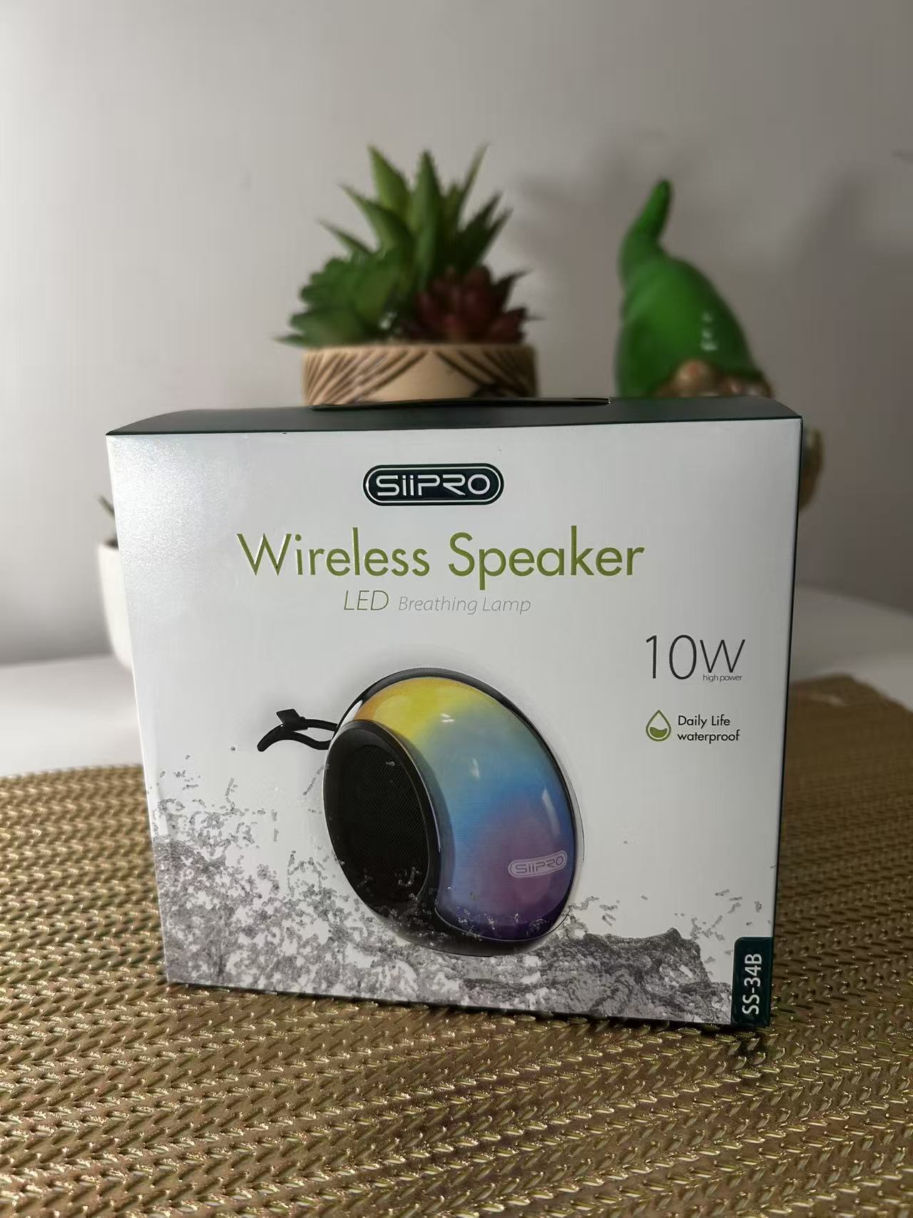 CASSA WIRELESS CON RADIO  Portatile Wireless con Suono Stereo, Altoparlante Verticale Compatto Ideale per Casa, Feste, Audio TV, Alimentazione a Tipo, Compatibile con Smartphone, Tablet