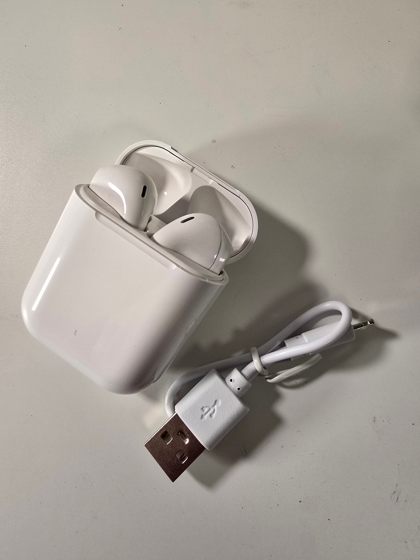 Auricolari TWS Wireless, Cuffie In-Ear con Cancellazione del Rumore, Dotate di Doppio Microfono per Chiamate Chiare, Tecnologia Wireless   Compatte e Portatili, Perfetti come Regalo