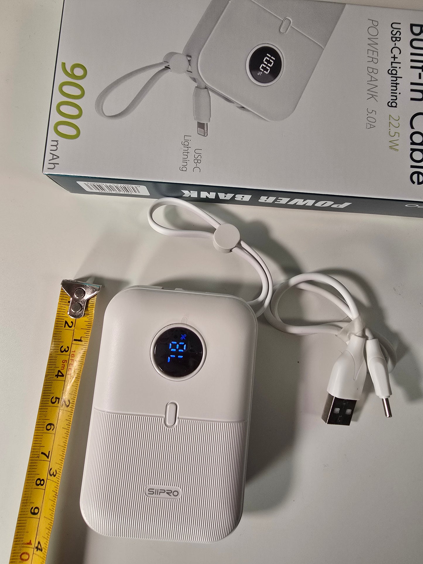 9000mAh Ultra-Slim Portable Power Bank with USB Output, Designed for Outdoor Emergencies, Suitable for iPhone/Android Mobile Devices and Other Digital Electronic Appliances, Includes Type-C/iPhone Charging Cable, Holiday Gifts