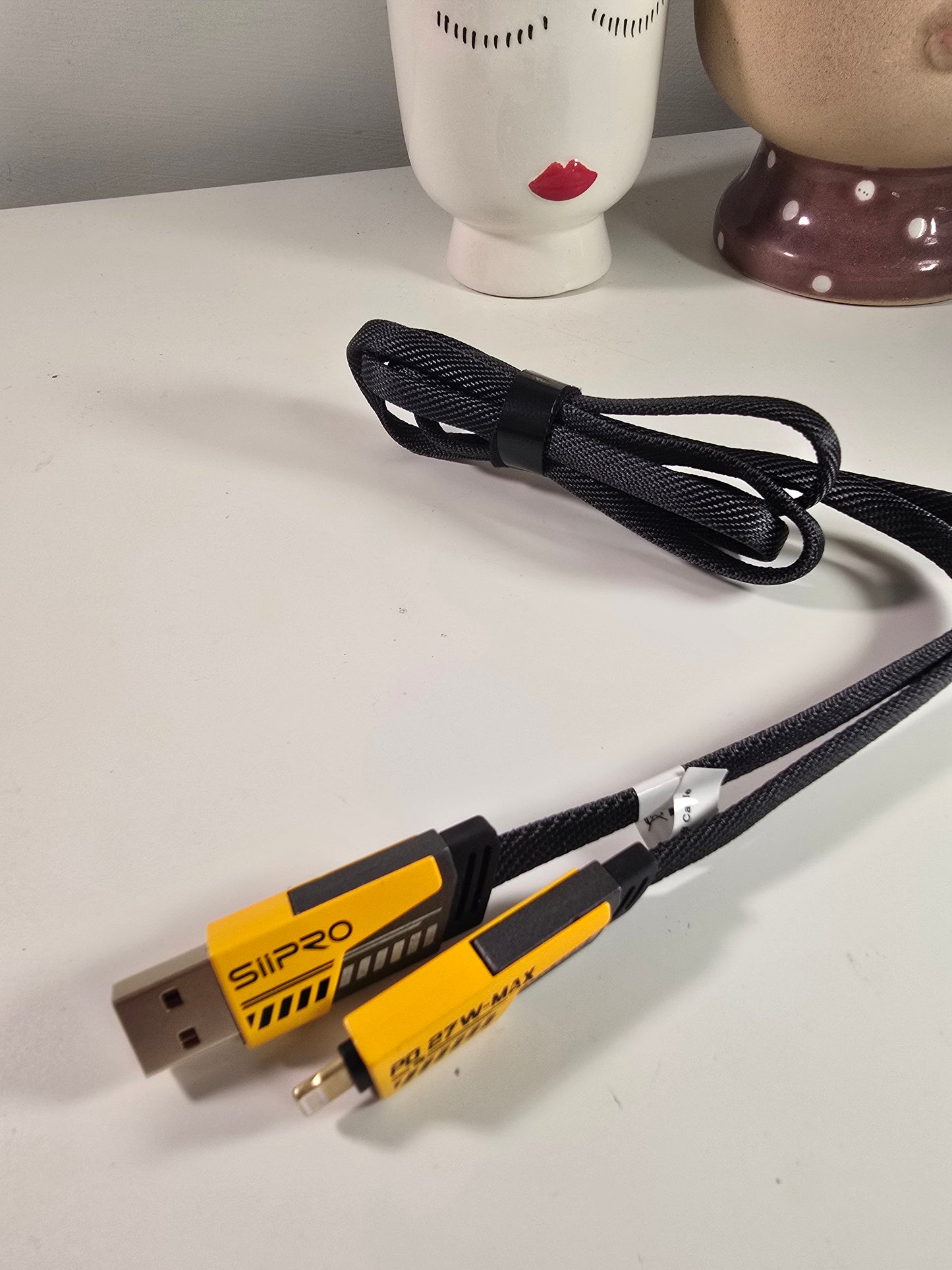 Cavo di Ricarica Rapida 4-in-1, 100 cm, Doppio Connettore Type-C & USB Lightning, Cavo Piatto in Tessuto, Superficie Opaca, USB Maschio a Maschio, Compatibile con iPhone 15, per iPhone, Cavo di Ricarica USB Type C per Tablet
