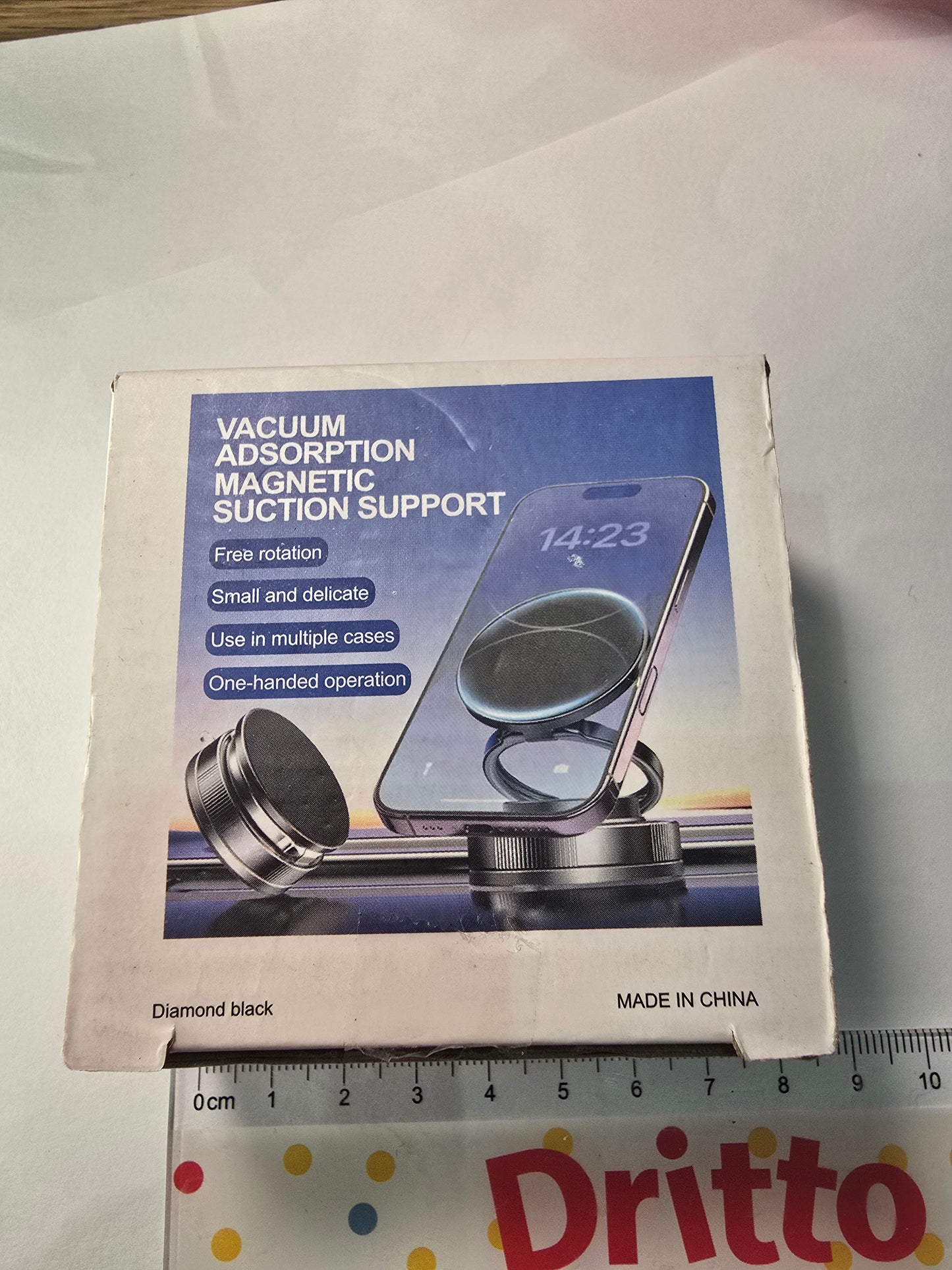 Supporto Magnetico per Telefono Super Forte, Lega di Alluminio Aggiornata, Design Pieghevole e Rotabile a 360°, Dotato di Ventosa a Vuoto, Perfetto per Cruscotti Auto, Piastrelle del Bagno e Superfici in Vetro