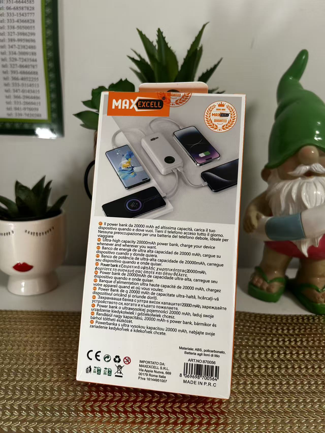 Power Bank 20000mAh MAXEXCELL - Carica Rapida Multi-Dispositivo, Compatto e Portatile con Cordino, Ideale per Viaggi e Uso Quotidiano
