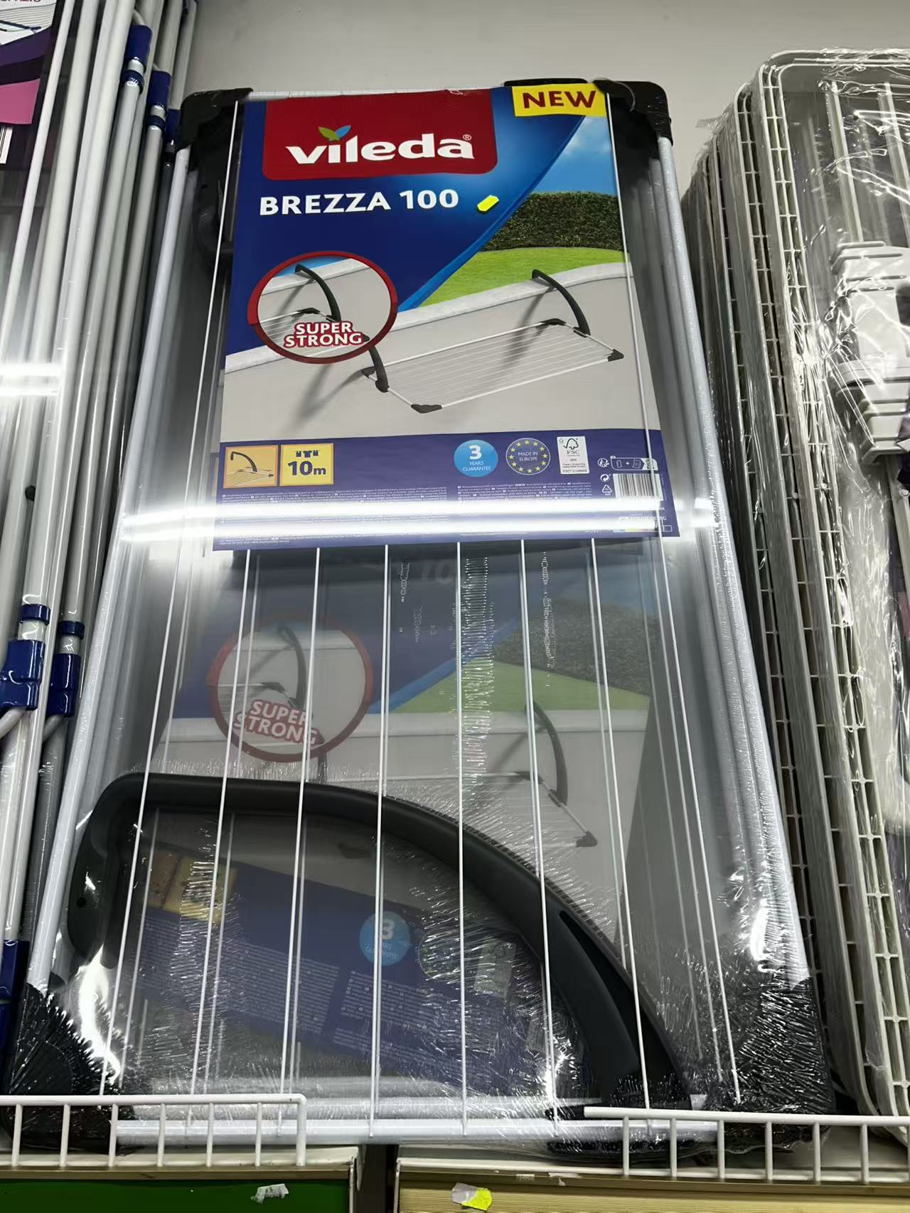 Vileda Stendibiancheria da Balcone Brezza 100 - 10 Metri per Asciugatura Efficiente e Pratica - Adatto a Balconi di Varie Dimensioni