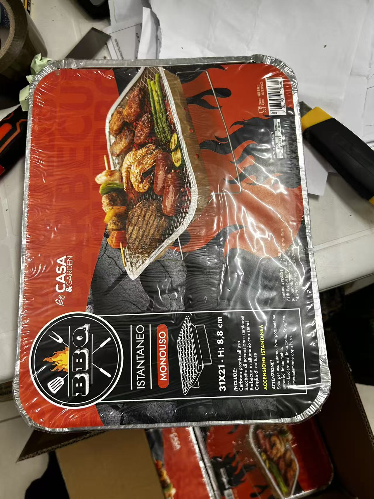 Disposable BBQ Instant Grill with Charcoal Instant Heat Essential for Summer SIZE 31*21*8.8CM