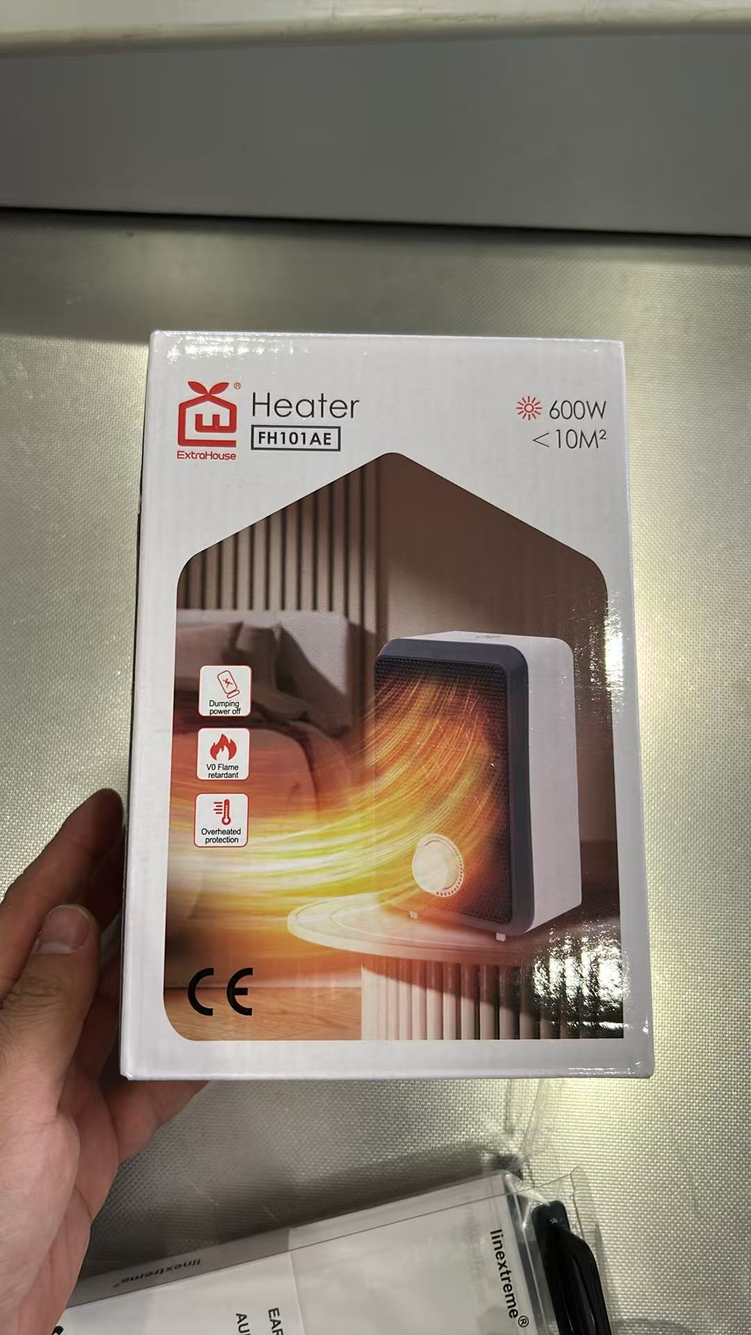 Riscaldatore ausiliario elettrico compatto da 600 W - Riscaldatore a ventola portatile con sicurezza antiribaltamento e surriscaldamento, ignifugo V0 - Per stanze fino a 10 m²