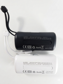 Unico Power Bank Mini 5000mAh 22.5W Carica Veloce Senza Cavi Ingombranti Ideale per Zaino o Borsa Praticità e Convenienza
